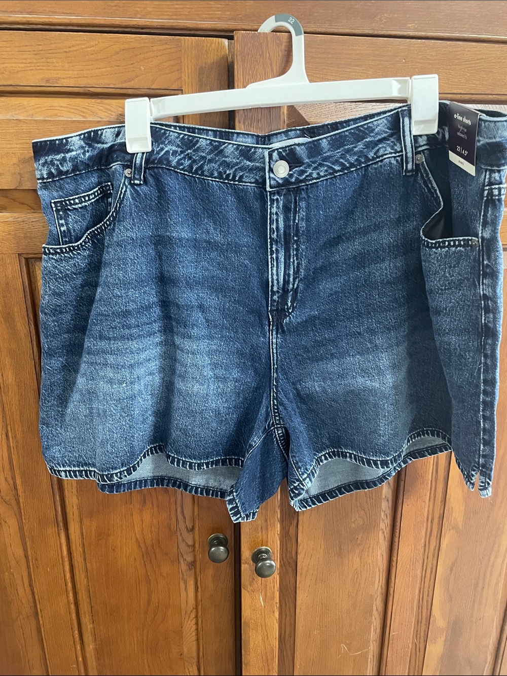 Ava & Viv Dark Blue Washed Denim Shorts w Stretch NWT Sz.22